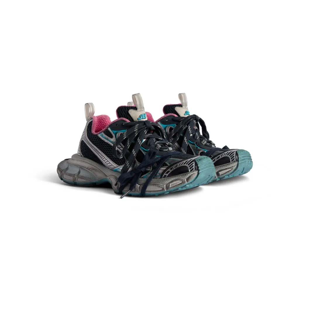Women's 3xl Sneaker in Grey/blue/pink