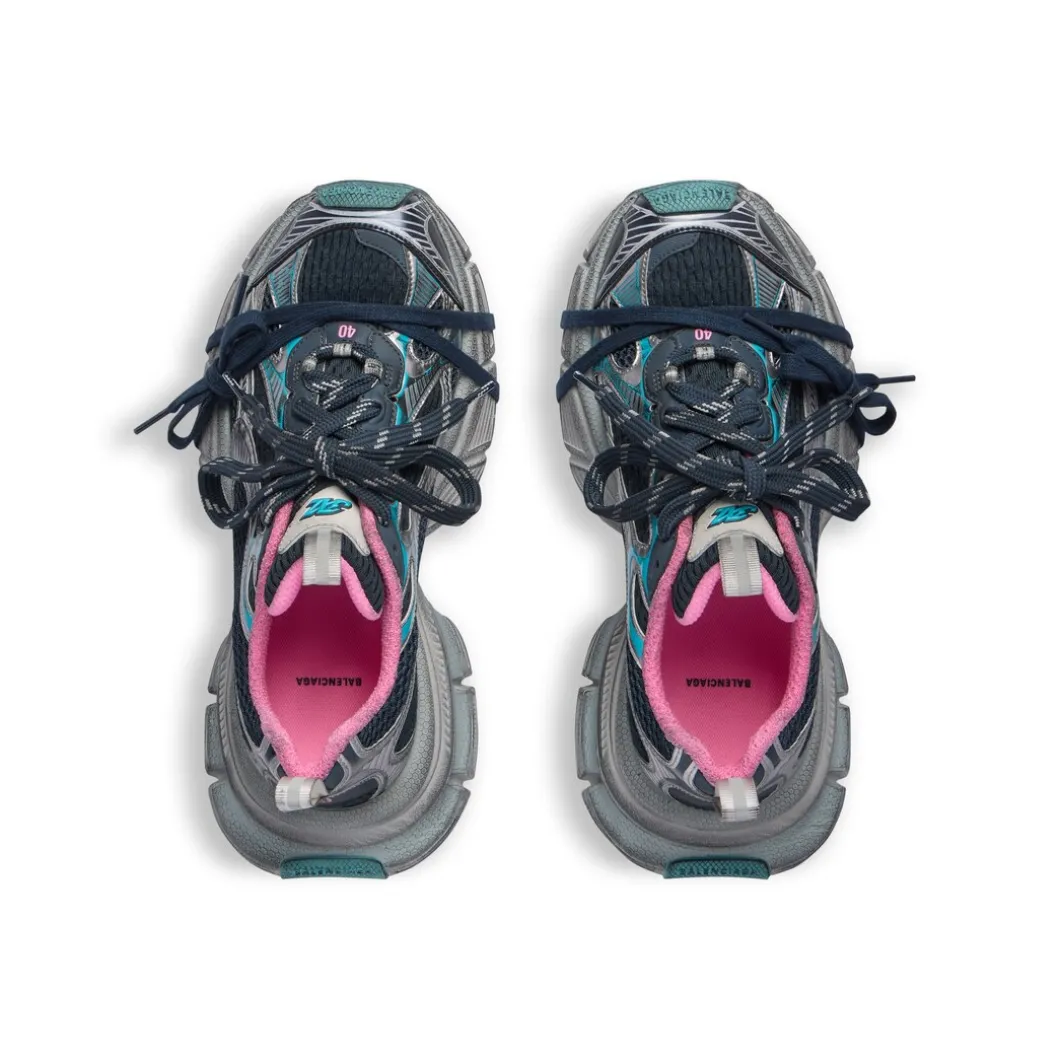 Women's 3xl Sneaker in Grey/blue/pink