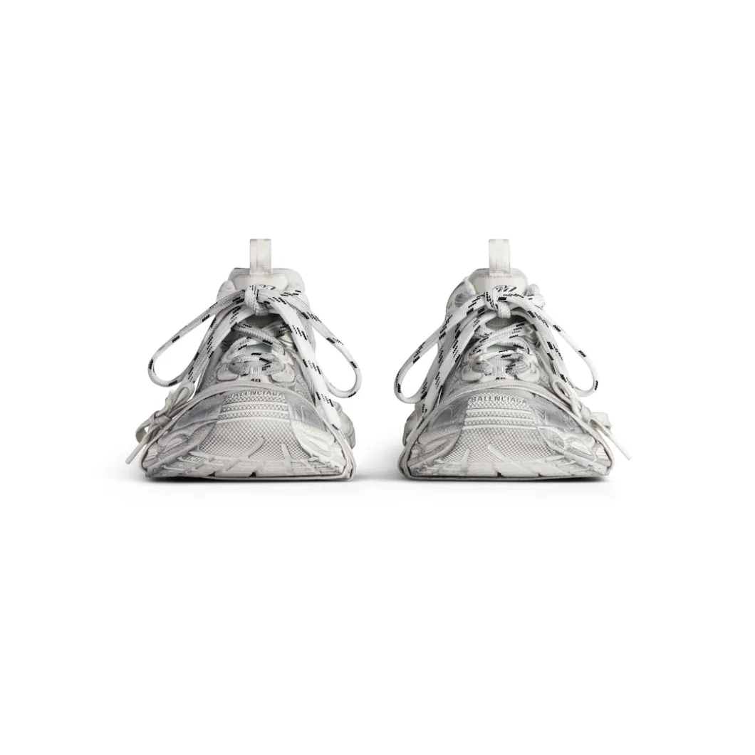 Women's 3xl Summer Mesh Sneaker in White/silver