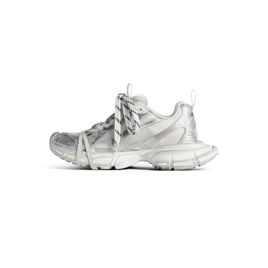 Women's 3xl Summer Mesh Sneaker in White/silver