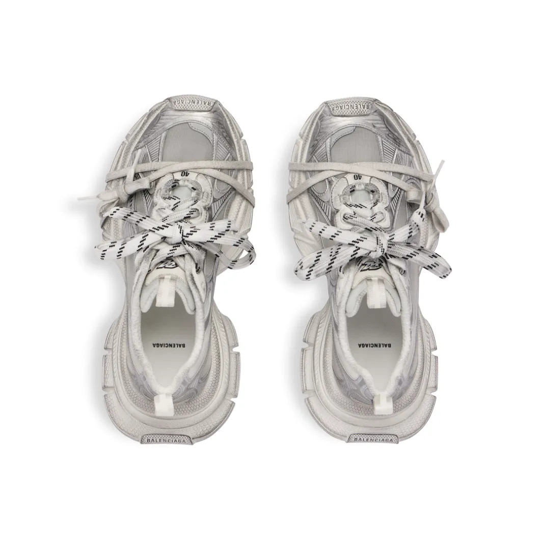 Women's 3xl Summer Mesh Sneaker in White/silver