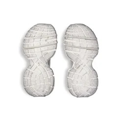 Women's 3xl Summer Mesh Sneaker in White/silver